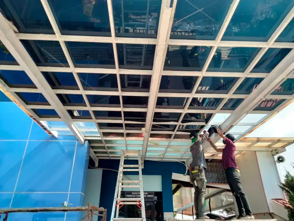 Jasa pasang kaca film rumah kantor dan gedung