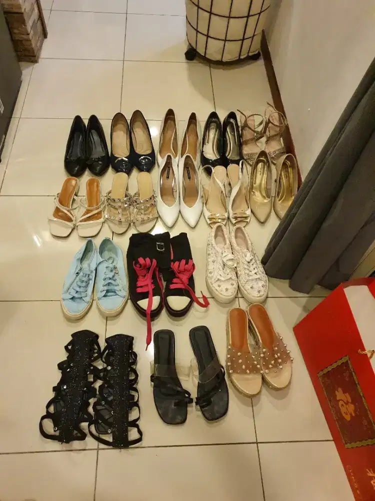 Sepatu, heels, wedges wanita stradivarius, VNC, payless, dll