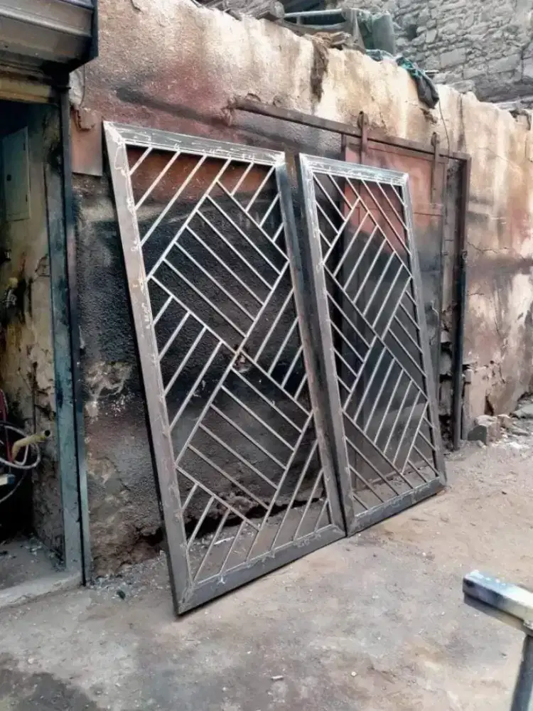 Tukang las panggilan