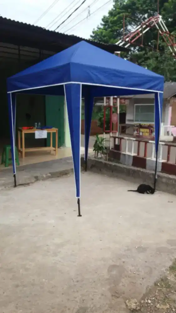 Tenda kafe siap antar dan bayar di tempat ya