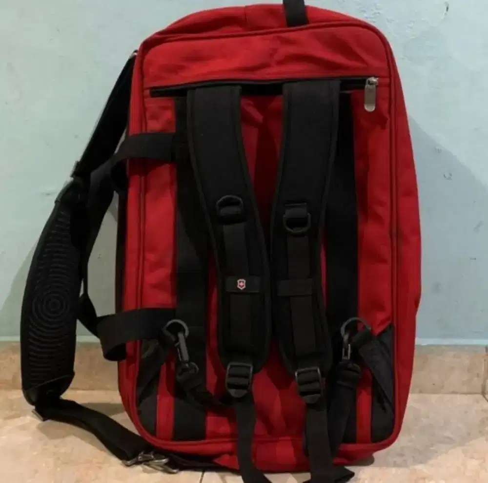 Tas Traveling ORIGINAL VICTORINOX (Swiss Army Knife) since 1884