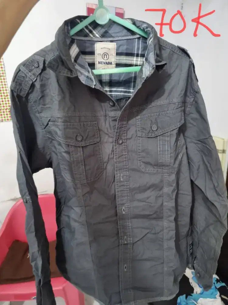 Kemeja Lengan Panjang Nevada ukuran L