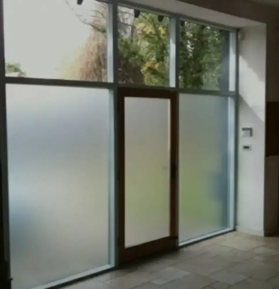 Pintu jendela kaca bisa pasang stiker sanblas kaca film cutting & prin