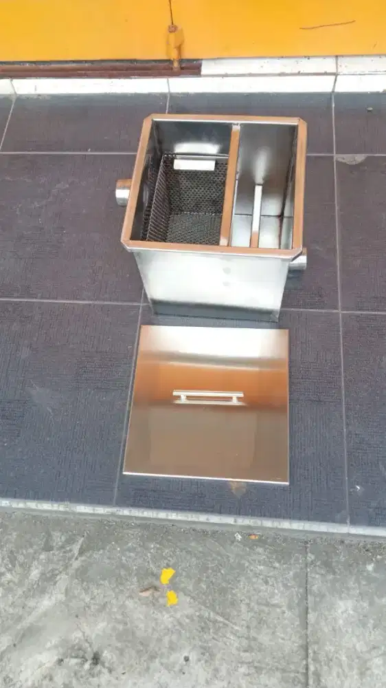 Grease Trap uk.30 x 25 cm x T.25 cm.
