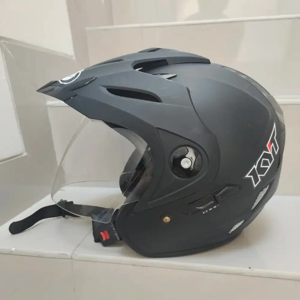 Helm sales kyt venom