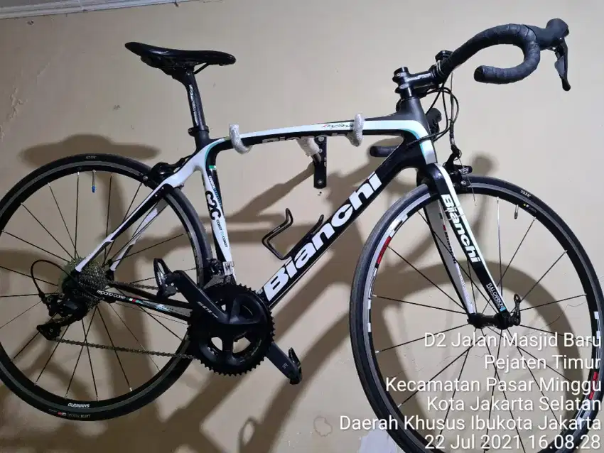 Road bike bianchi infinito c2c