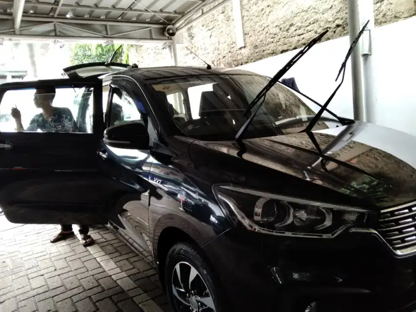 Kaca film mobil dan gedung