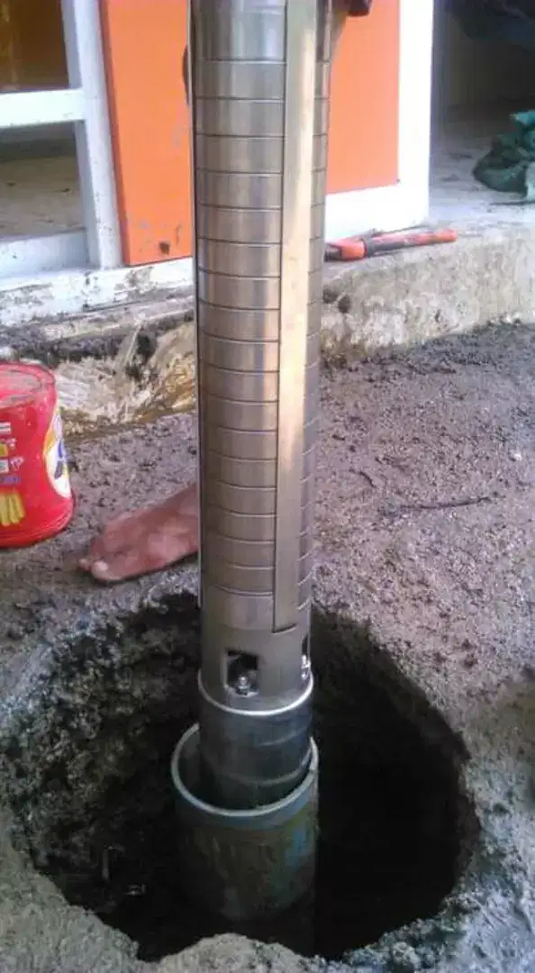 Pompa air submer suble untuk sumur bor