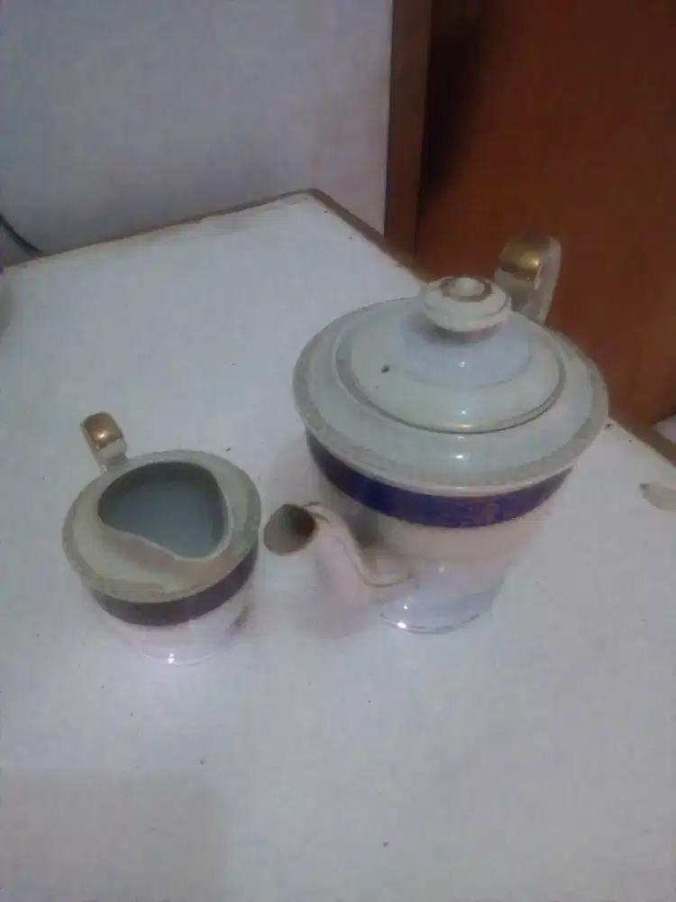 Teko plus cangkir creamer antik jadul