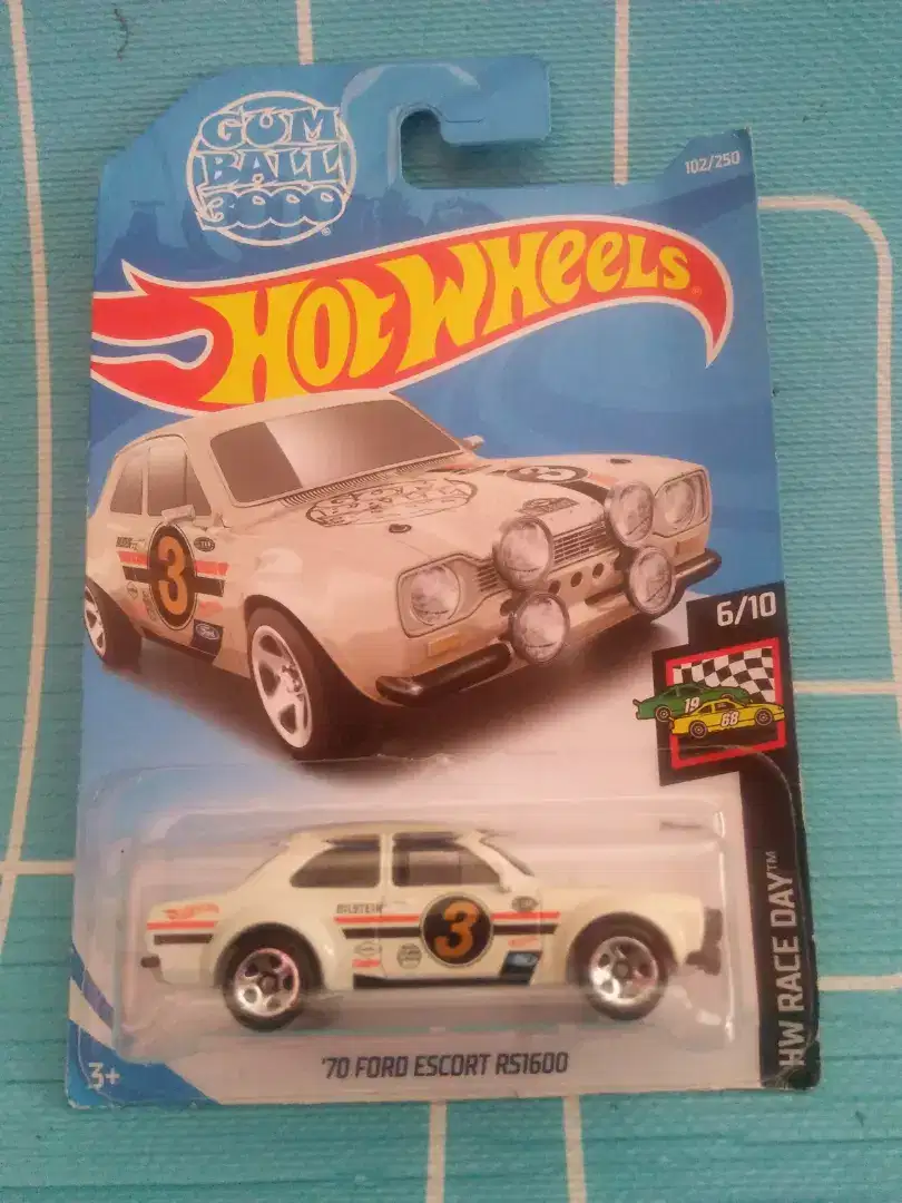 Hot Wheels Reguler 70 Ford Escort RS1600