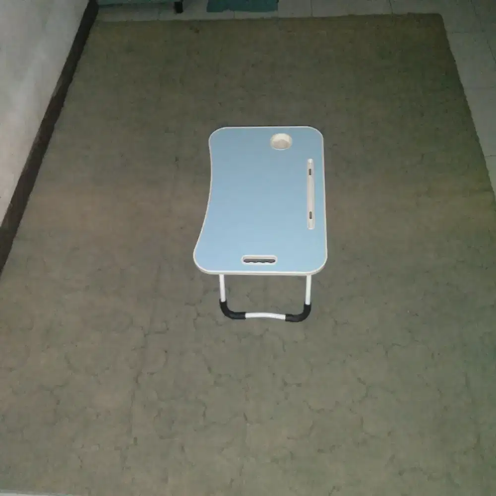 Karpet Sintetis Warna Hijau