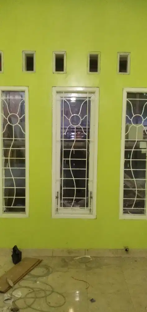 Tralis jendela minimalis