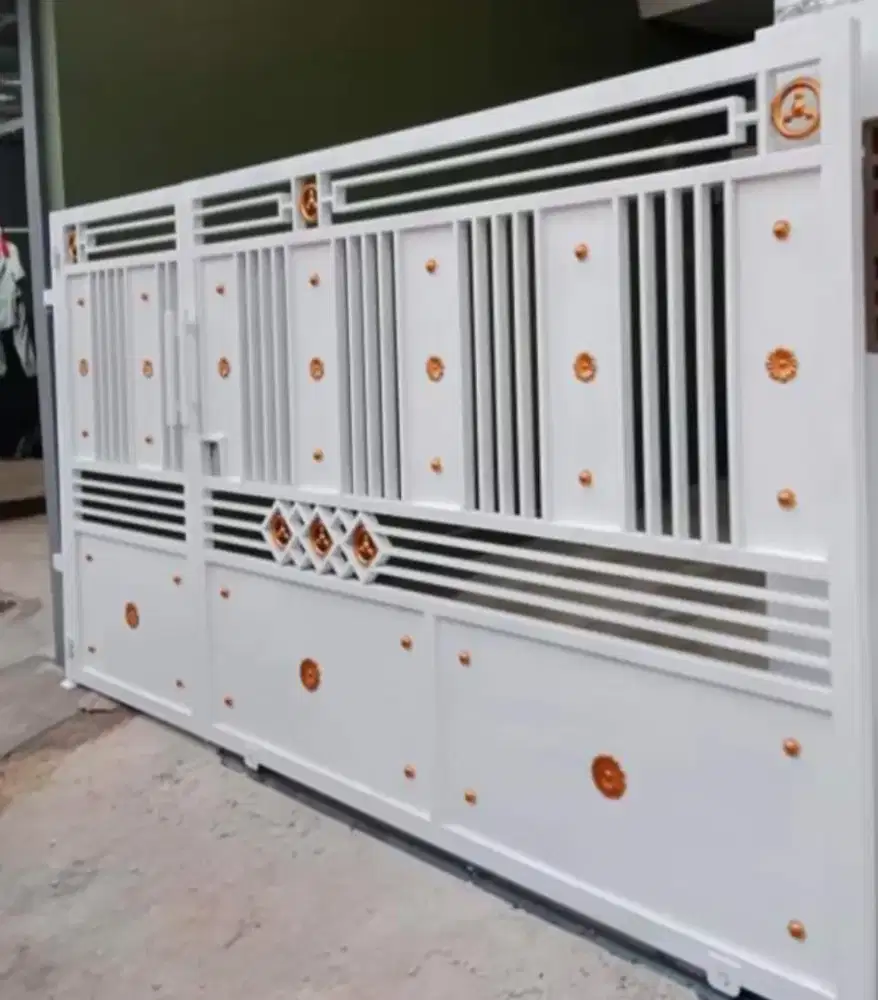 Pagar minimalis plus aksesoris