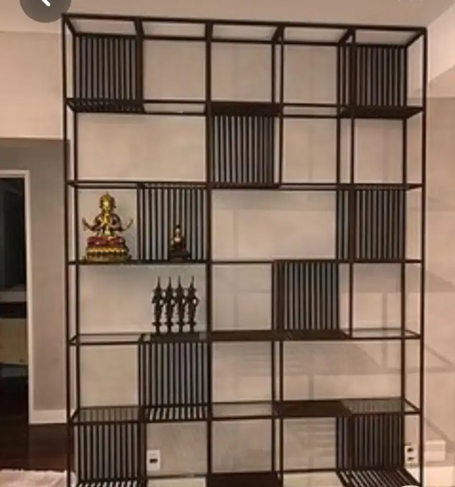 Rak ruang tamu dan dapur