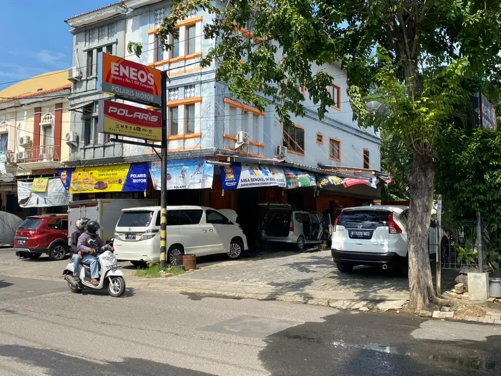 Di cari montir mobil