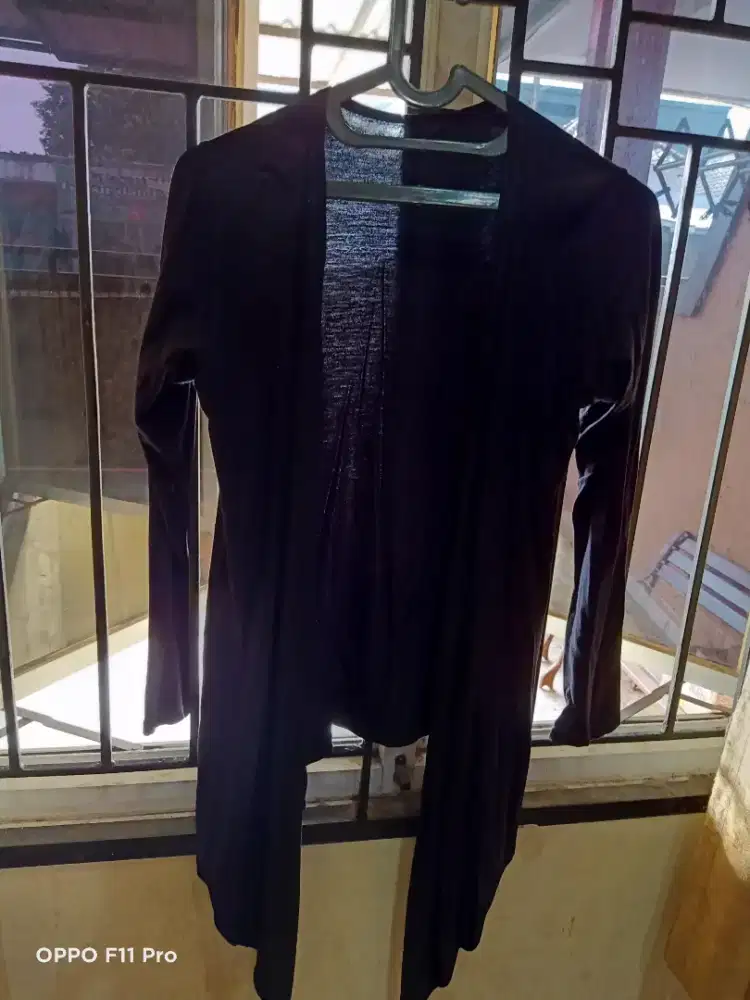 Cardigan wanita
