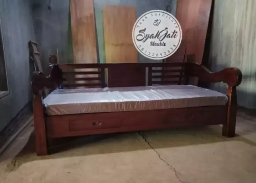 Bangku Jowo, Bale bale Jati, Risban, Bangku Antik