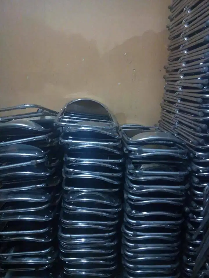 kursi bekas rekondisi buat alat pesta