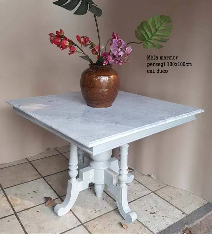 Meja marmer 100 x 100 cm kaki cat duco