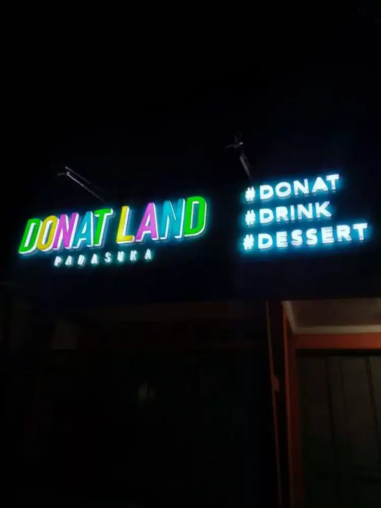 Huruf timbul dan neonbox 02