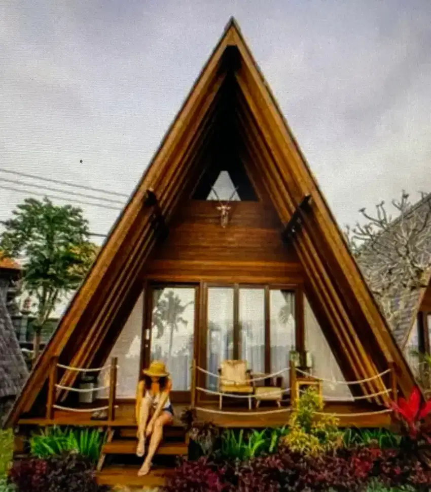 rumah kayu lancip