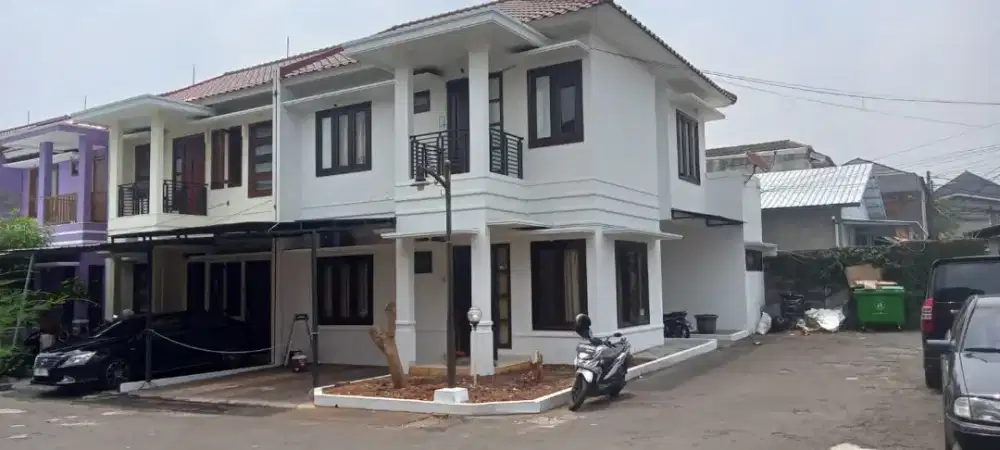 Dijual cepat!! lokasi strategis dekat pim!!