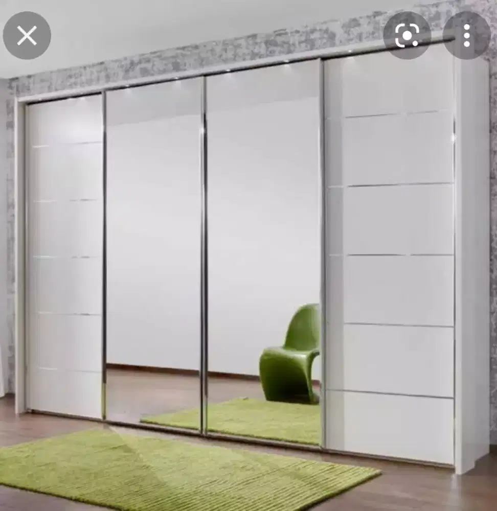 Lemari baju minimalis HPL