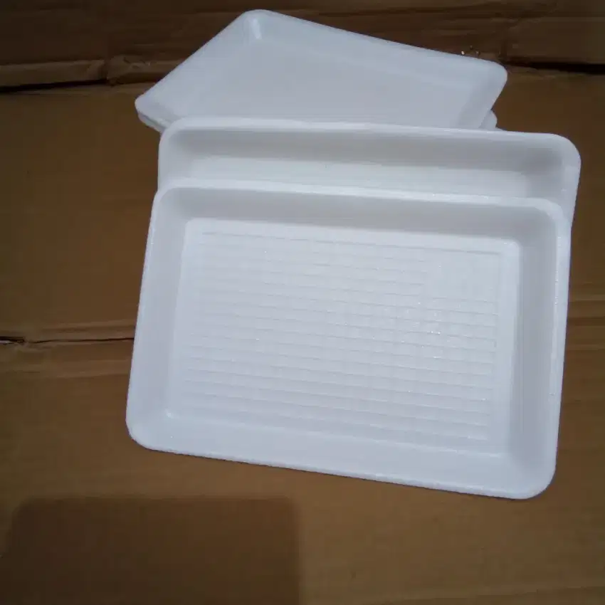 Gabus styrofoam tray short plate 21cm (harga per 10 lembar)