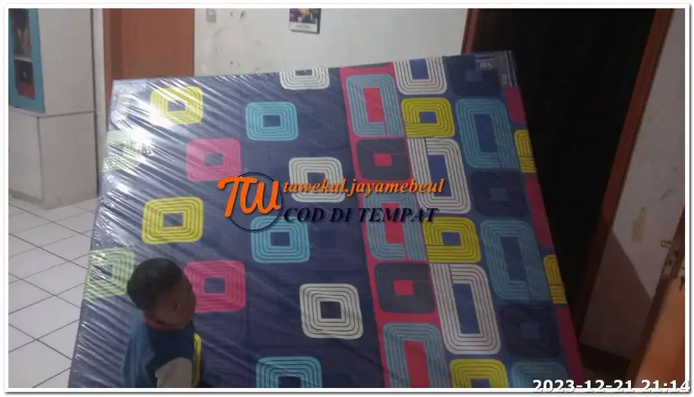 KASUR BUSA ROYAL FOAM GARANSI BUSA ANTI KEMPES 10 TN RESM TEBAL 20 CM