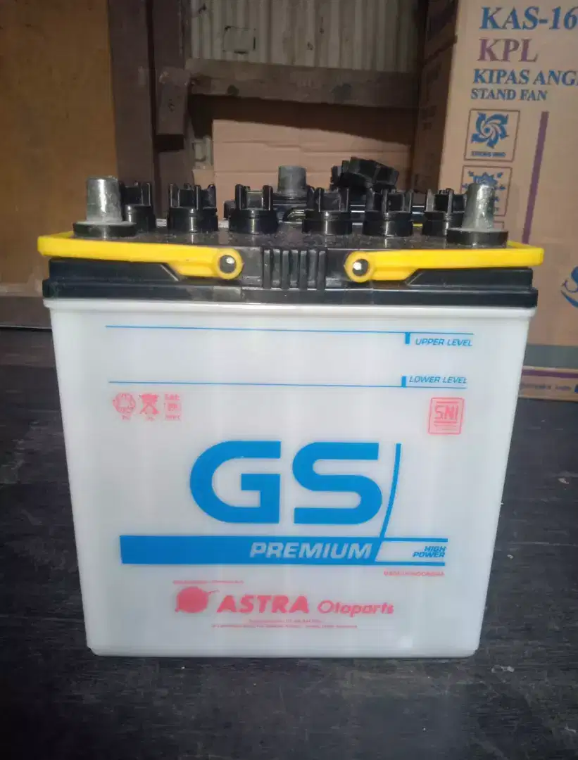Jual beli AKI (accu) baru dan bekas