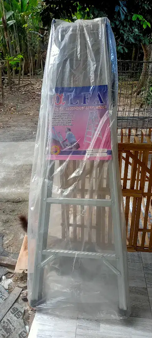 Tangga lipat aluminium 1,5m