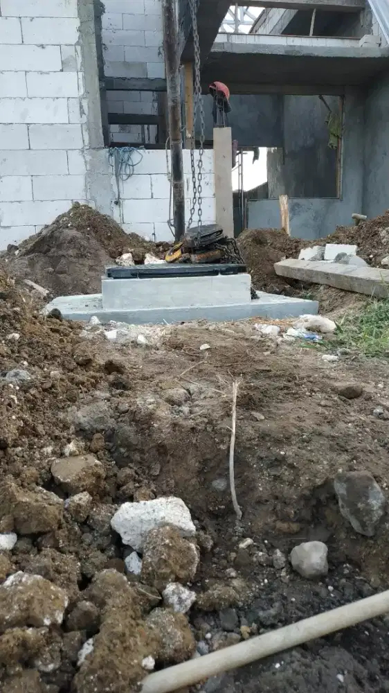 Tandon air beton cor tanam pinguin grand