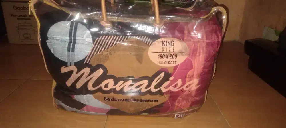 UKURAN 180X200 KONDISI BARU TANPA SPREI, SABAN,SAGUL