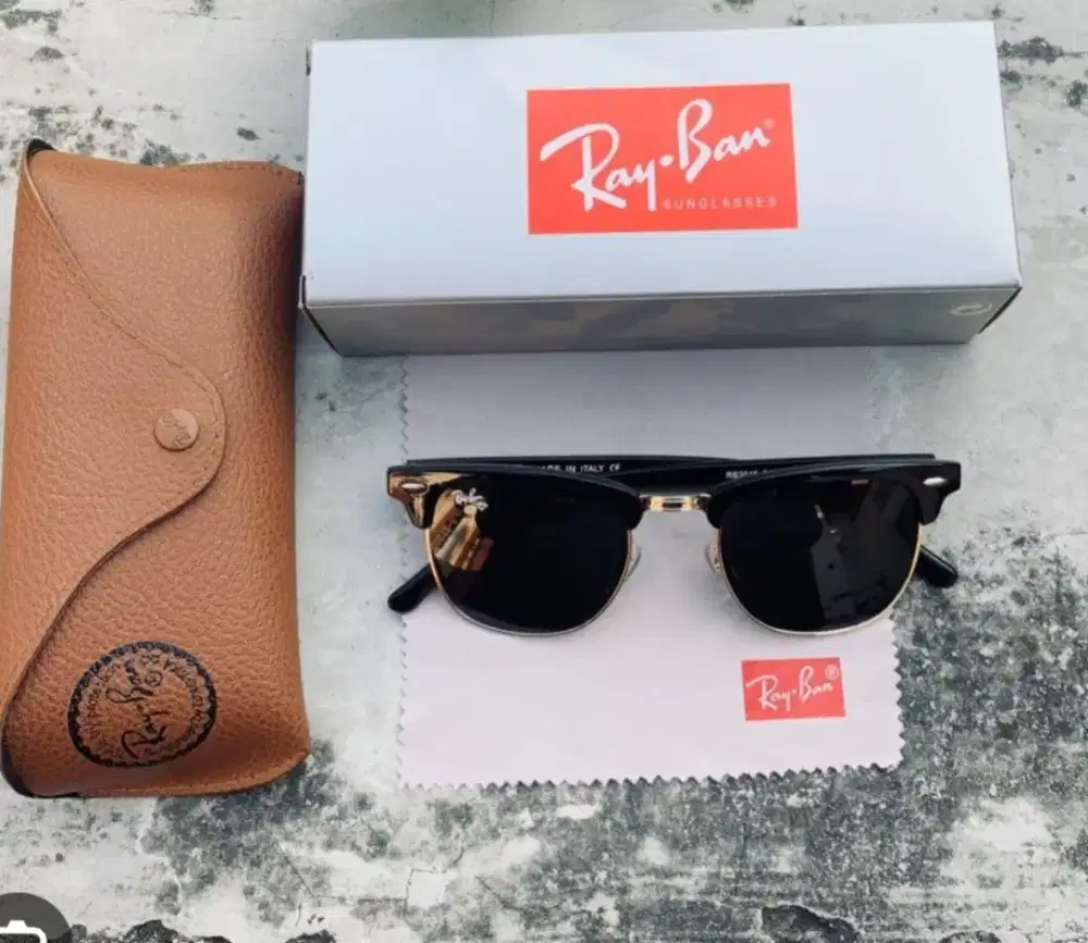 Rayban_3016 Clubmaster sunglasses