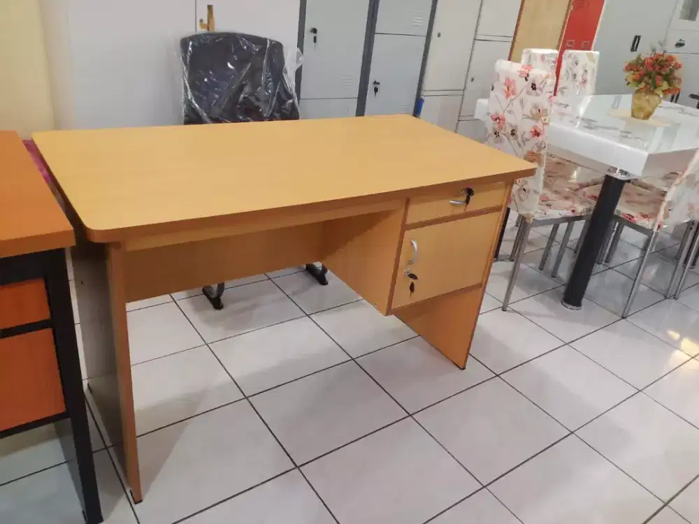 MEJA KASIR MINIMALIS ELEGAN