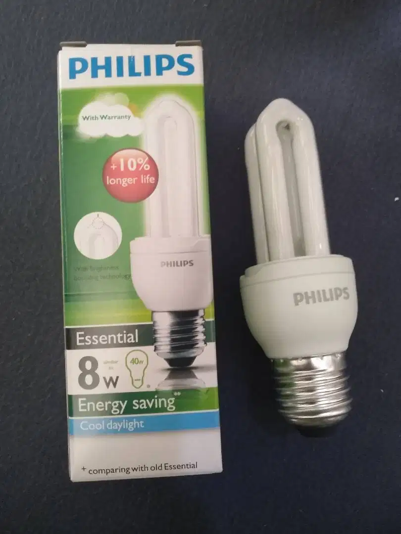 Lampu Philip Essential 8 watt