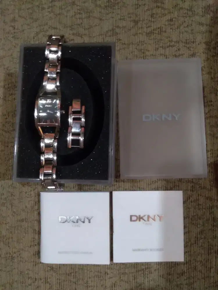 Jam Tangan Wanita DKNY, original