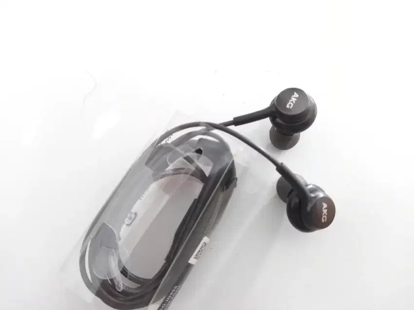 Earphone AKG by Harman Kardon ex S9 Plus