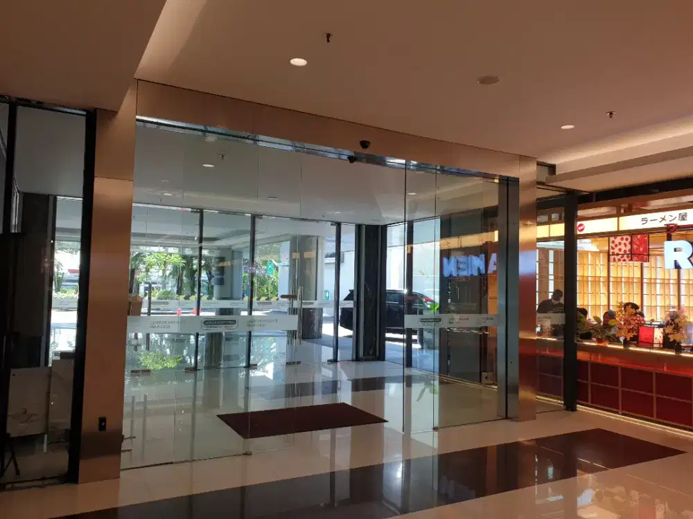 Pintu kaca sliding otomatis (Dekkson, Dorma, Besam)