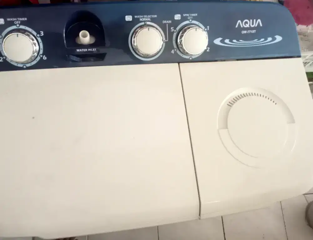 Mesin Cuci Aqua