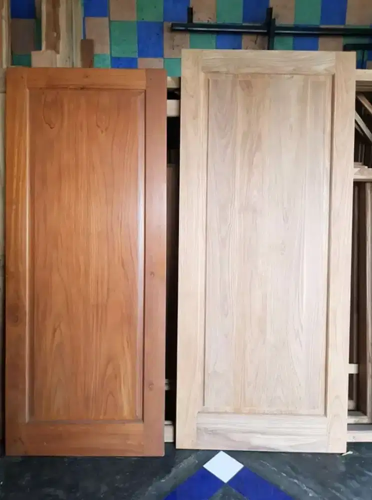Pintu kayu jati