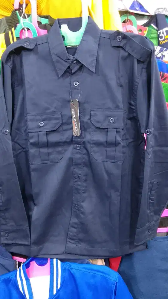 Kemeja lengan panjang nevi