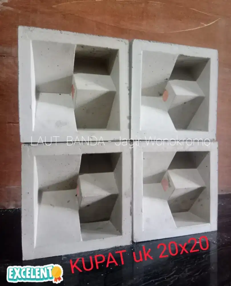 Roster / Loster Kupat Putih, Dua Sisi Bolak-balik