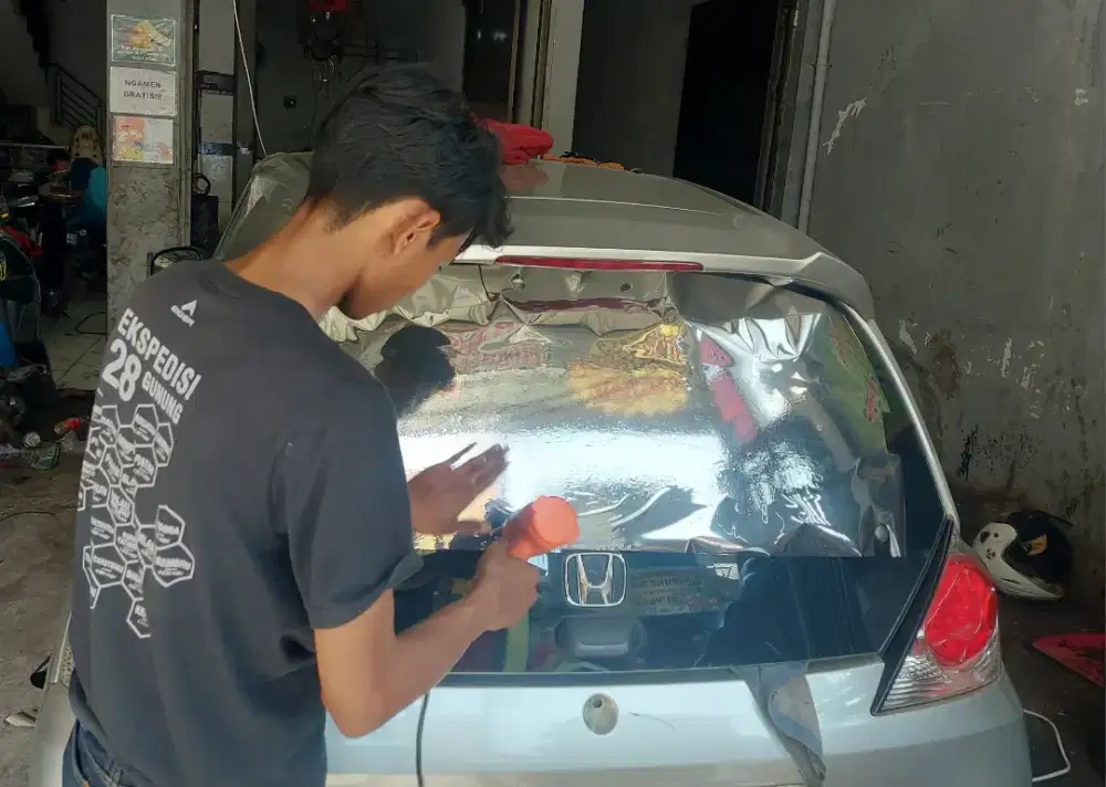 panggilan bongkar pasang kaca film mobil