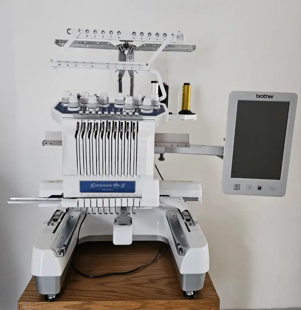 Mesin Bordir Computer Brother PR1055X 10 Benang