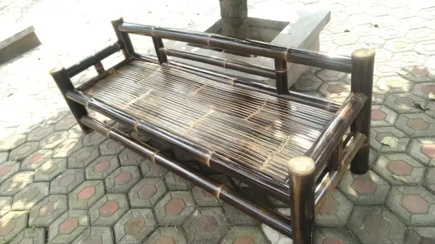 Bale bambu hitam