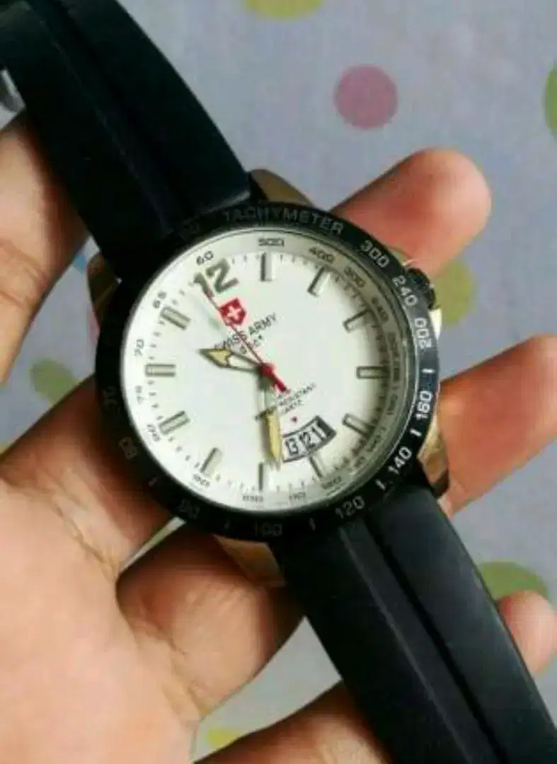 Jam tangan Swiss Army DHC +