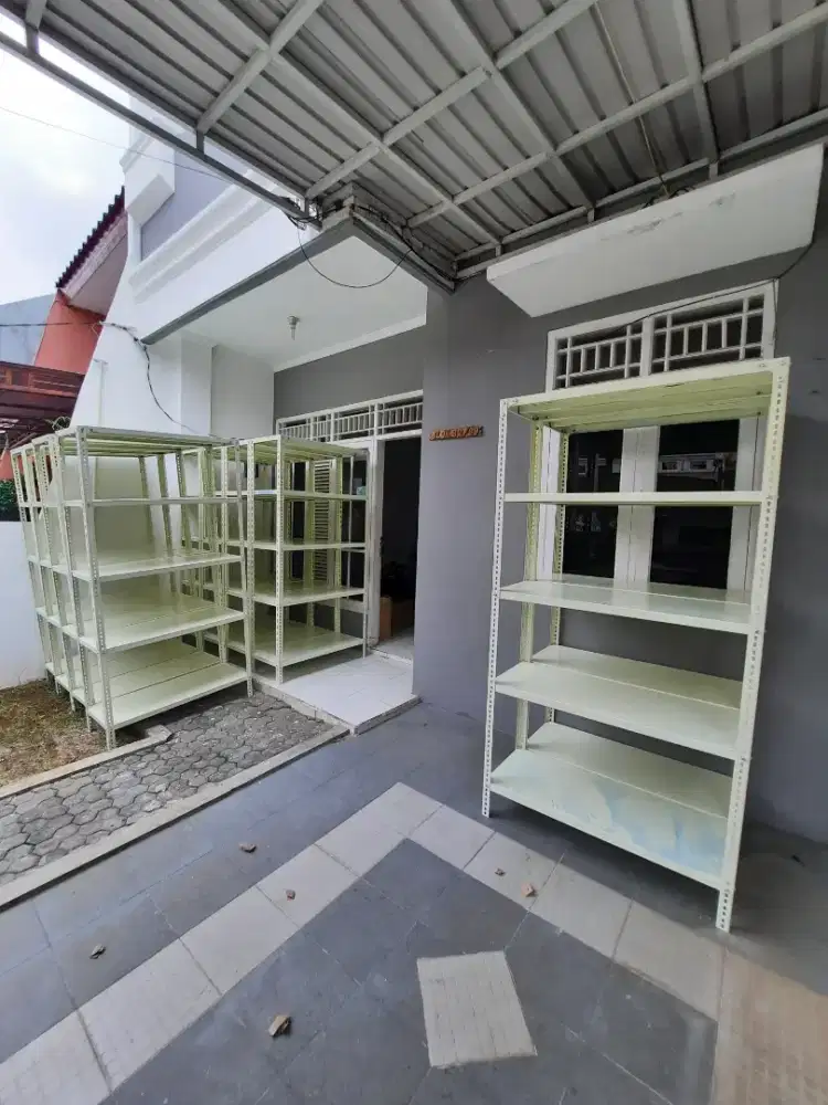 Rak besi multifungsi kokoh