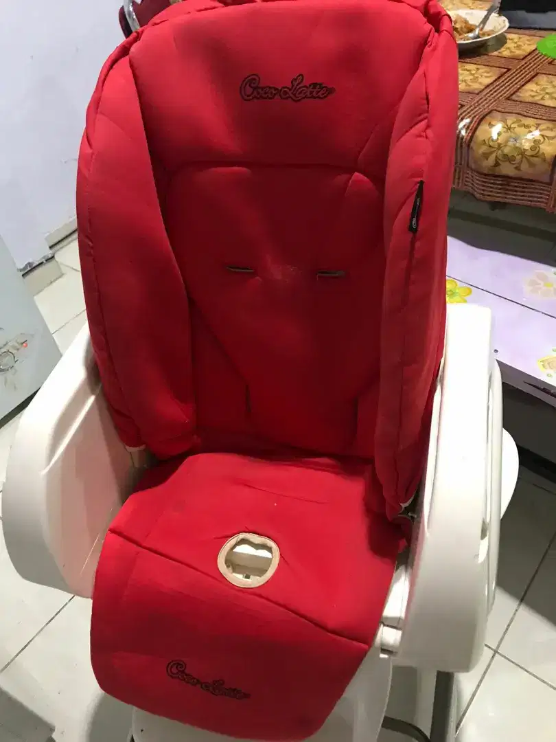 Kursi makan anak  cocolatte