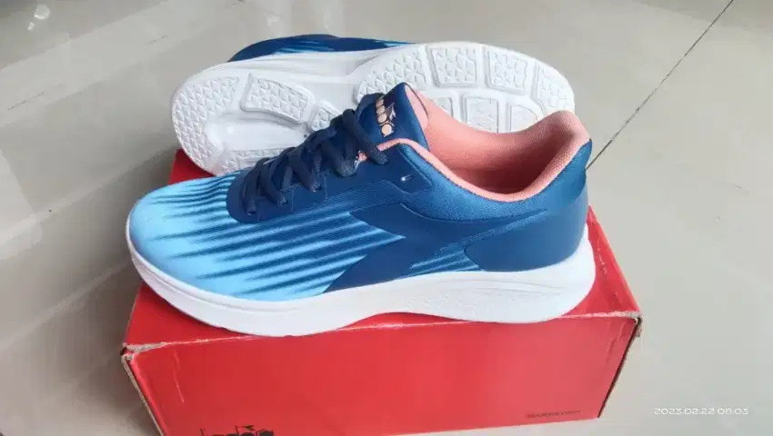 DIADORA FRUTA (F)